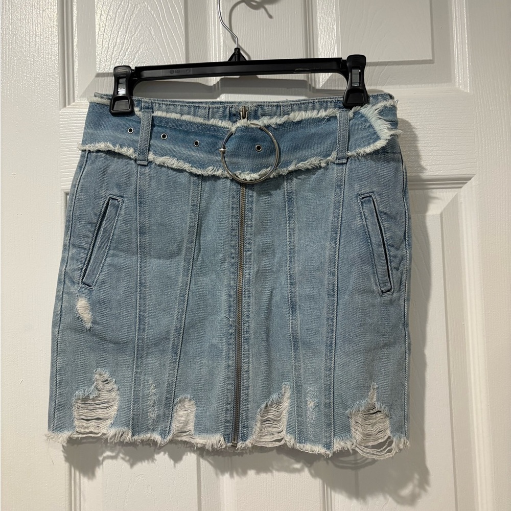Forever 21 zip front belted frayed miniskirt